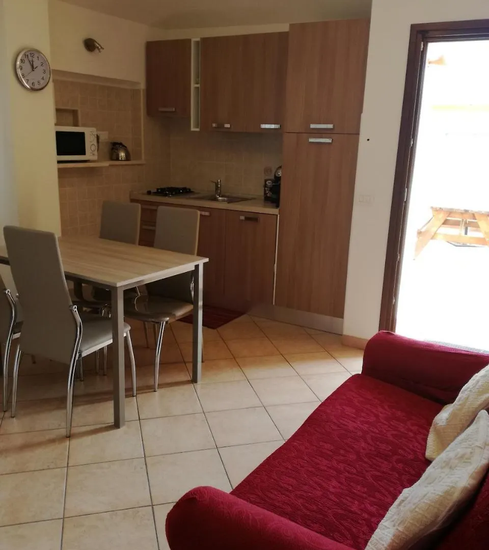 Apartment Altomare كالا غونوني